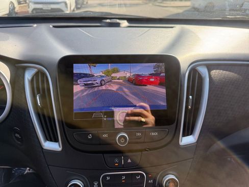 Used 2024 Chevrolet Malibu LT image 21