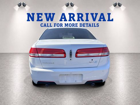 Used 2012 Lincoln MKZ FWD image 6