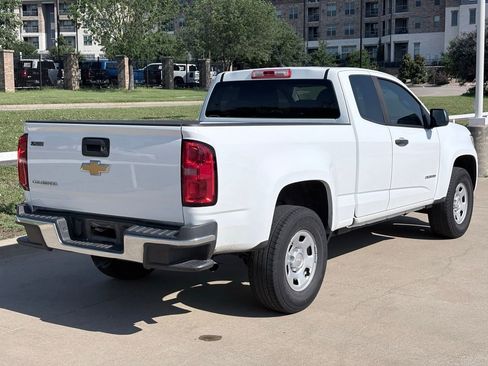 Used 2018 Chevrolet Colorado W/T w/ WT Convenience Package RWD image 4