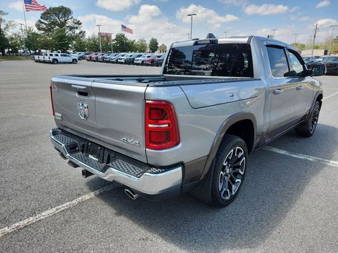 Used 2025 RAM 1500 Limited AWD/4WD image 3