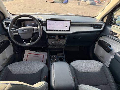 Used 2025 Ford Maverick XLT w/ XLT Luxury Package image 18