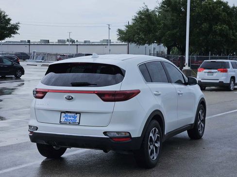 Used 2022 Kia Sportage LX FWD image 6