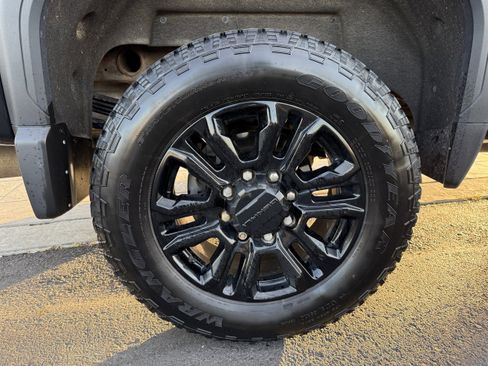 Used 2021 GMC Sierra 2500 Denali w/ Denali Ultimate Package image 33