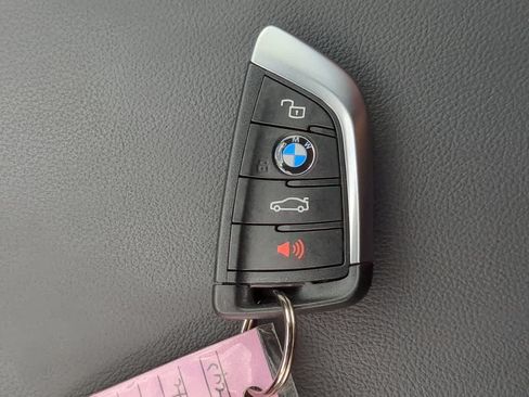 Used 2024 BMW X3 sDrive30i w/ Premium Package RWD image 37