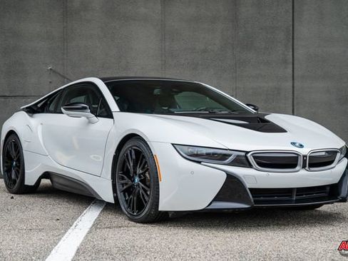 Used 2014 BMW i8 image 7