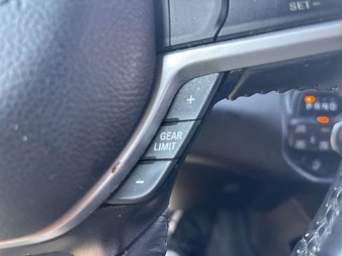 Used 2020 RAM 1500 Big Horn AWD/4WD image 18