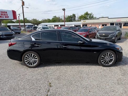 Used 2019 INFINITI Q50 Luxe w/ Essential Package (3.0T Luxe) image 8