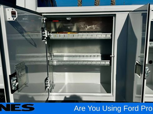 New 2025 Ford F450 XL w/ XL Chrome Package image 23