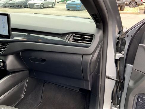 Certified 2024 Ford Escape ST-Line w/ Tech Pack #1 image 18