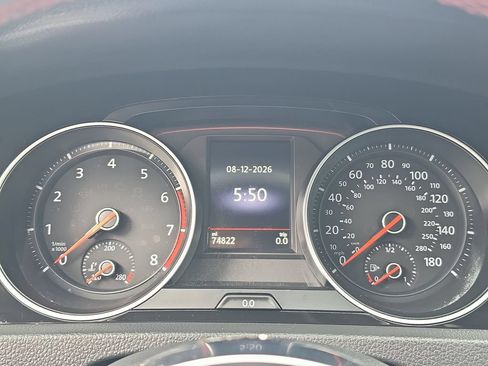 Used 2020 Volkswagen Golf 4-Door FWD image 16