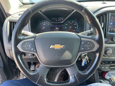 Used 2020 Chevrolet Colorado Z71 AWD/4WD image 14