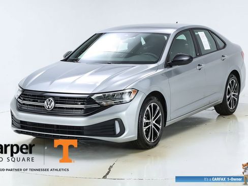 Used 2024 Volkswagen Jetta Sport image 37