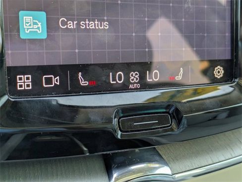 Used 2024 Volvo XC60 B5 Plus w/ Protection Package Premier image 22