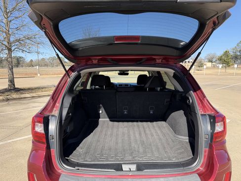 Used 2017 Subaru Outback 2.5i Premium image 9