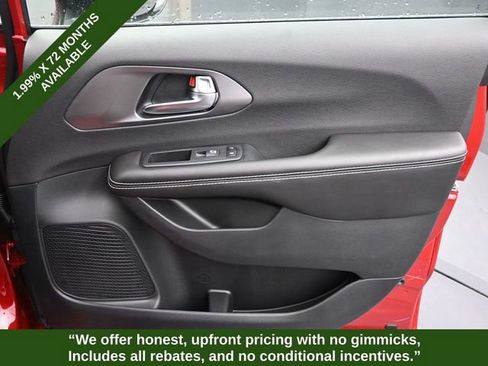 New 2026 Chrysler Voyager LX image 26