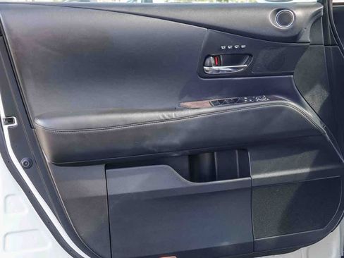 Used 2014 Lexus RX 350 FWD 4dr w/ Navigation Package image 19