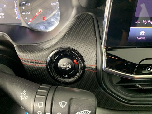 Used 2025 Jeep Compass Trailhawk AWD/4WD image 16