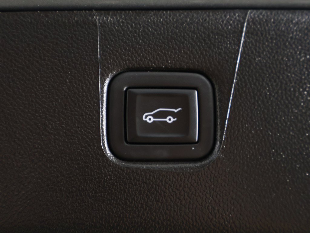 Used 2024 Chevrolet Blazer RS w/ Driver Confidence II Package FWD image 24