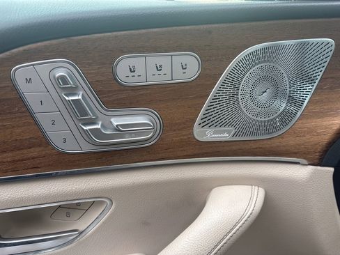 Used 2020 Mercedes-Benz GLS 450 4MATIC w/ Convenience Package image 16