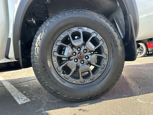 Used 2024 Nissan Frontier PRO-4X w/ Pro Premium Package image 20