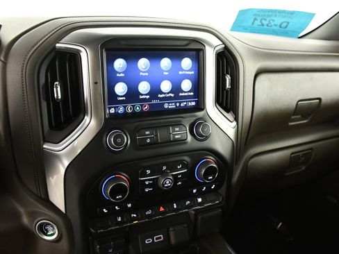 Used 2022 Chevrolet Silverado 2500 LTZ w/ LTZ Premium Package AWD/4WD image 28