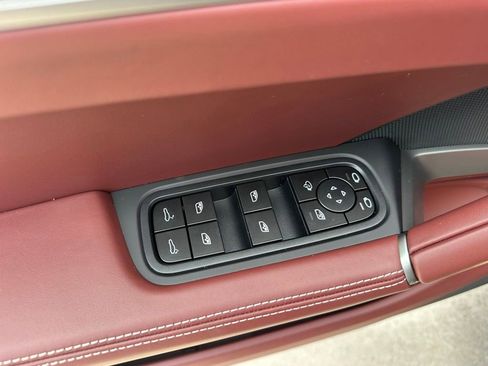 New 2026 Porsche Cayenne GTS AWD/4WD image 21