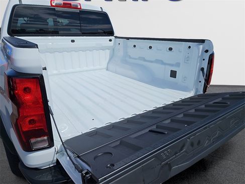 Used 2026 Chevrolet Colorado Trail Boss image 10