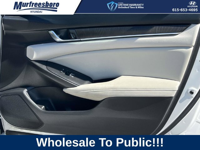 Used 2018 Honda Accord Touring image 28