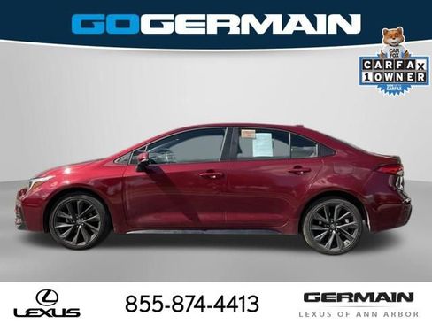Used 2024 Toyota Corolla SE FWD image 3