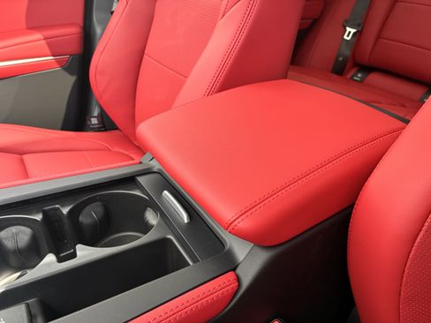 New 2026 Jaguar F-PACE R-Dynamic S image 17