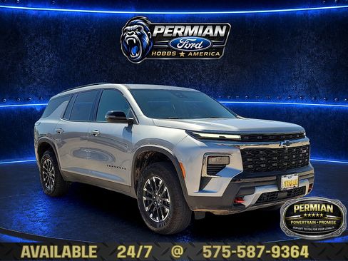 Used 2025 Chevrolet Traverse Z71 AWD/4WD image 6
