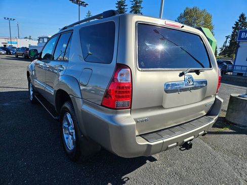 Used 2008 Toyota 4Runner SR5 image 3