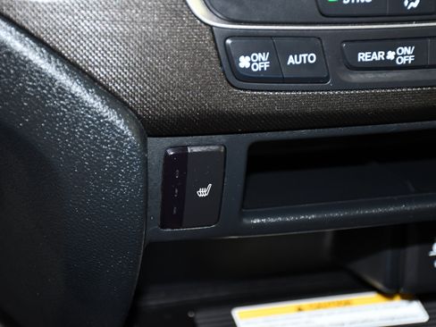 Used 2022 Honda Passport TrailSport image 29