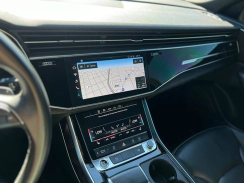 Used 2021 Audi Q8 Premium w/ Black Optic Package image 27