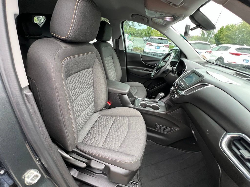 Used 2018 Chevrolet Equinox LT FWD image 31