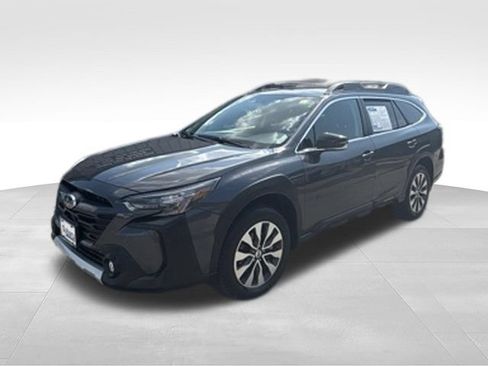 Used 2024 Subaru Outback Limited XT AWD/4WD image 3
