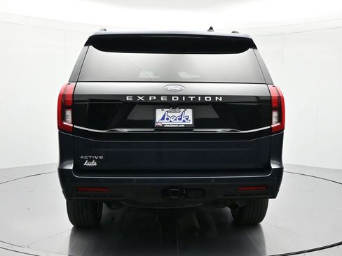 Certified 2025 Ford Expedition Active image 7
