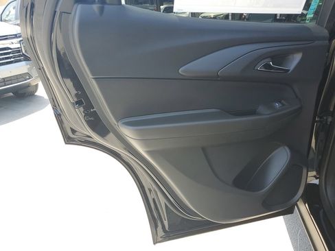 New 2026 Chevrolet TrailBlazer LT w/ Midnight Edition FWD image 15