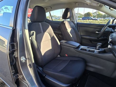 Used 2024 Nissan Sentra SV image 18