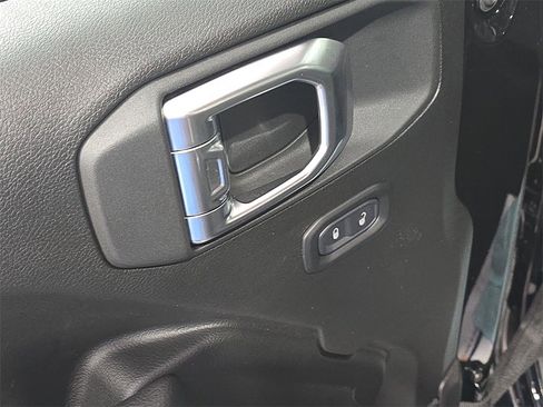 New 2026 Jeep Gladiator Sport image 18