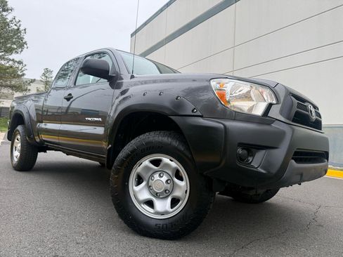 Used 2014 Toyota Tacoma 4x4 Access Cab image 6