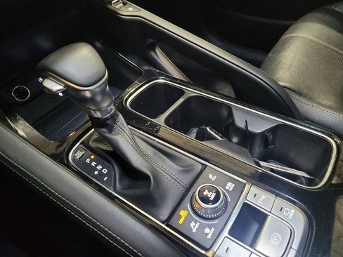 Used 2022 Kia Telluride SX w/ Nightfall Edition Package image 26