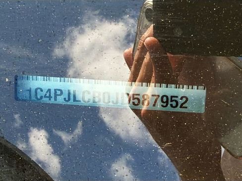 Used 2018 Jeep Cherokee Latitude image 40