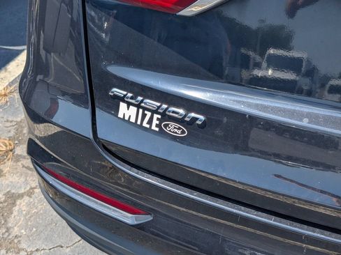 Used 2019 Ford Fusion S FWD image 9