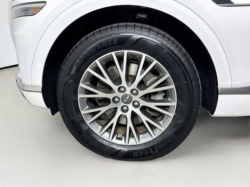 Used 2024 Genesis GV80 2.5T image 31