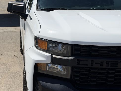 Used 2021 Chevrolet Silverado 1500 W/T RWD image 10