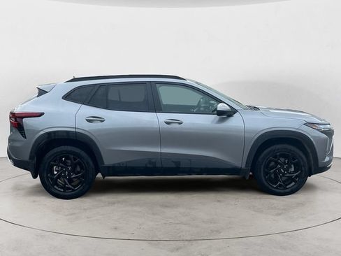 Used 2026 Chevrolet Trax LT w/ Driver Confidence Package FWD image 6