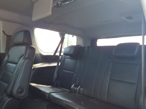 Used 2018 GMC Yukon XL Denali AWD/4WD image 12