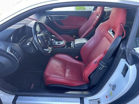 Used 2019 Jaguar F-TYPE Coupe image 9