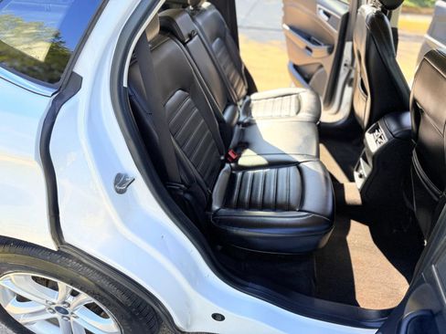 Used 2020 Ford Edge SEL AWD/4WD image 8
